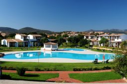 Vista sul giardino e sulla Piscina